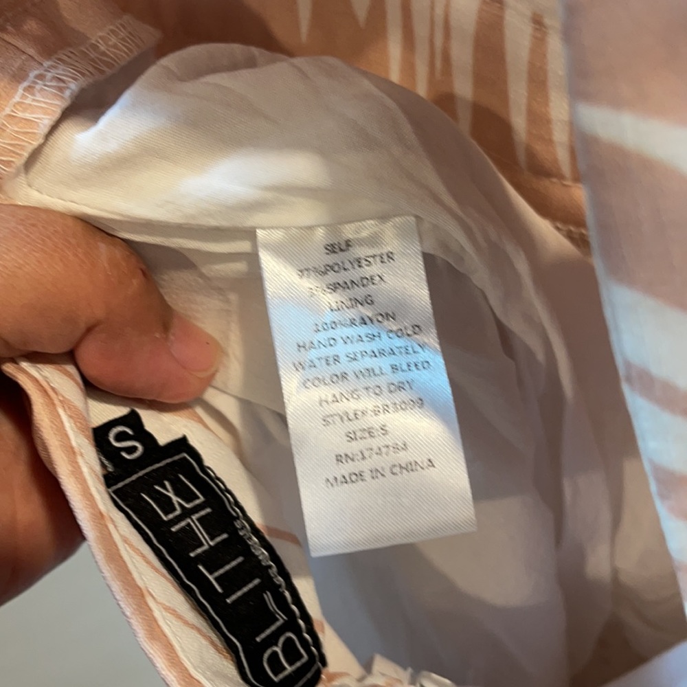 Blithe Tropical Tie Back Romper Small - image 5